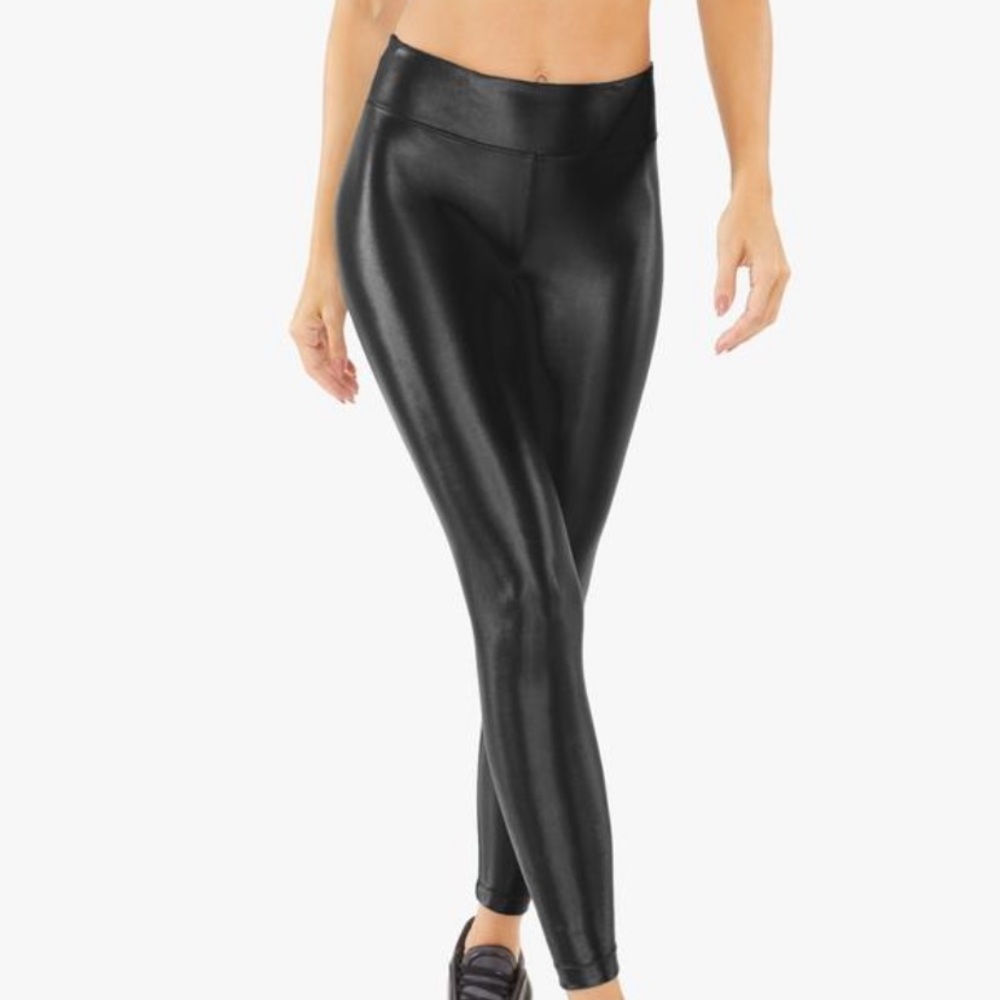 Lustrous High Rise Legging